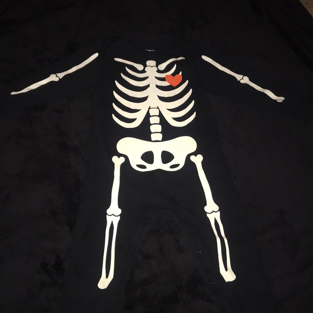 Old Navy Skeleton Romper Halloween 18 24 months